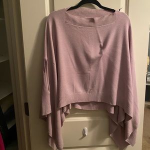 Lululemon Foward Flow Cape (NWT)